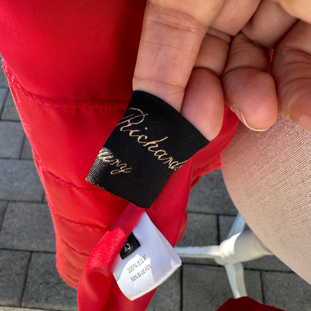LINDA RICHARDS LUXURY RED SILK AND DYED FOX REVERSIBLE LIGHTWEIGHT COAT … - Picture 14 of 16